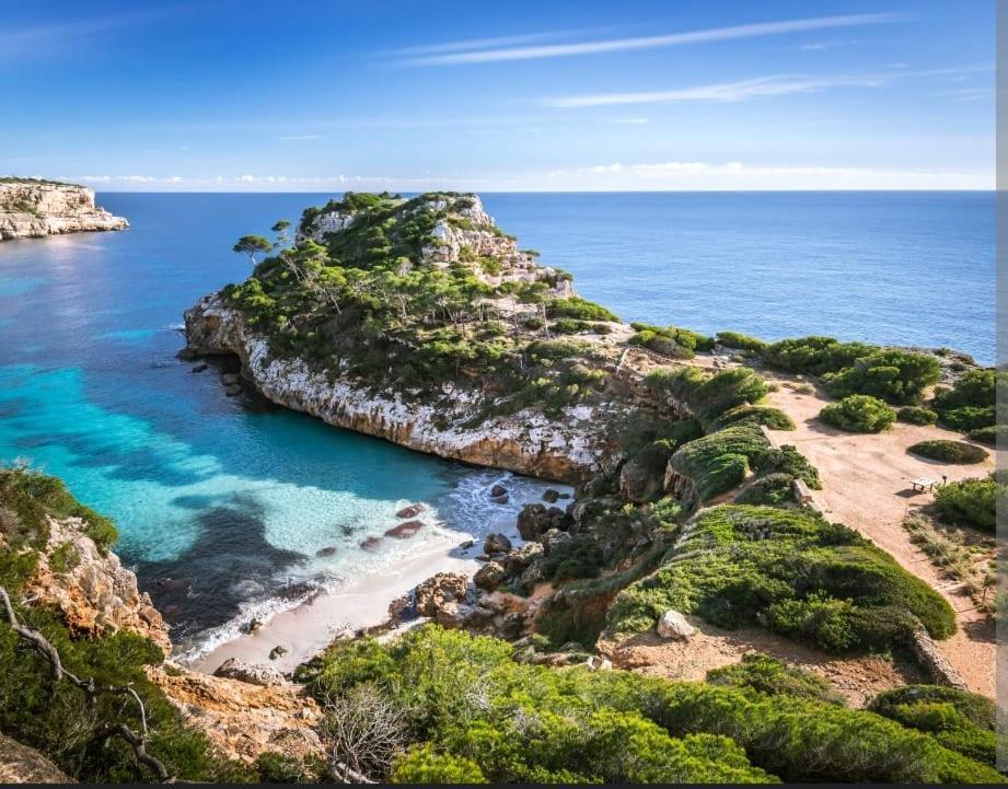 Santiago Mallorca كالا فجويرا المظهر الخارجي الصورة